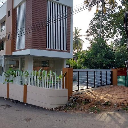 Hotel Mannat Residence Thiruvananthapuram Exteriör bild
