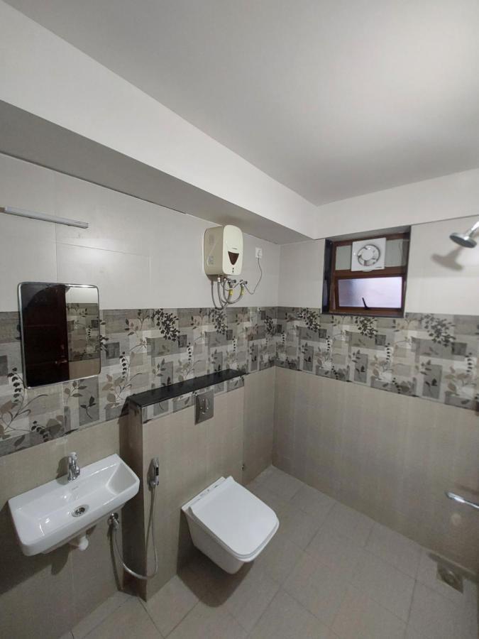 Hotel Mannat Residence Thiruvananthapuram Exteriör bild