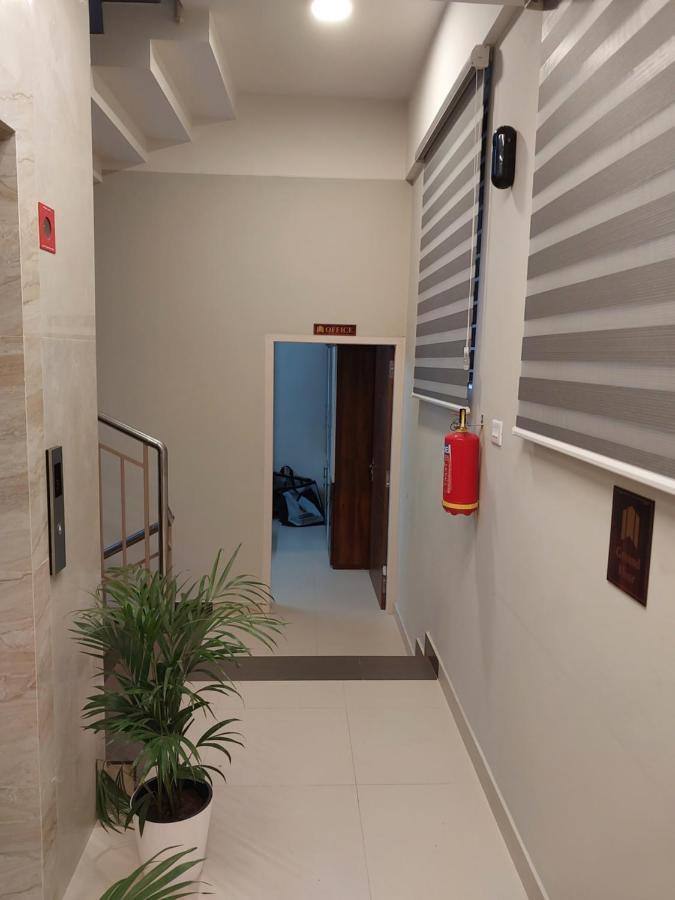 Hotel Mannat Residence Thiruvananthapuram Exteriör bild