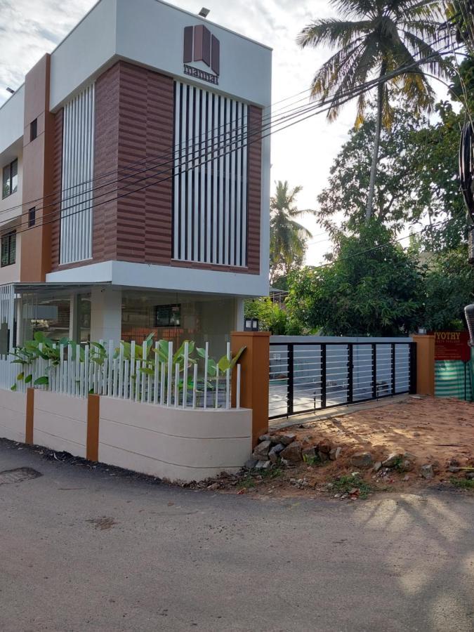 Hotel Mannat Residence Thiruvananthapuram Exteriör bild