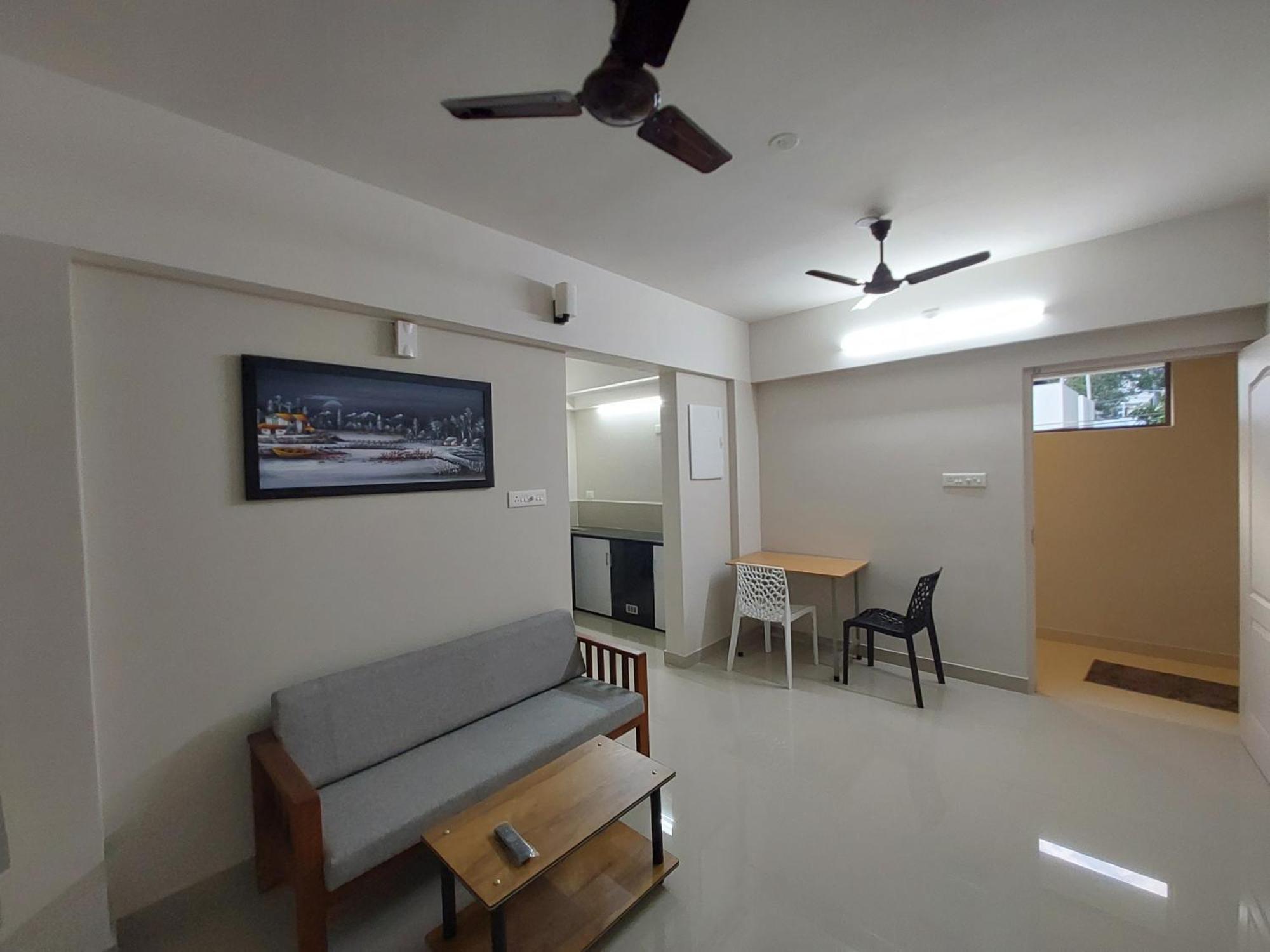 Hotel Mannat Residence Thiruvananthapuram Exteriör bild